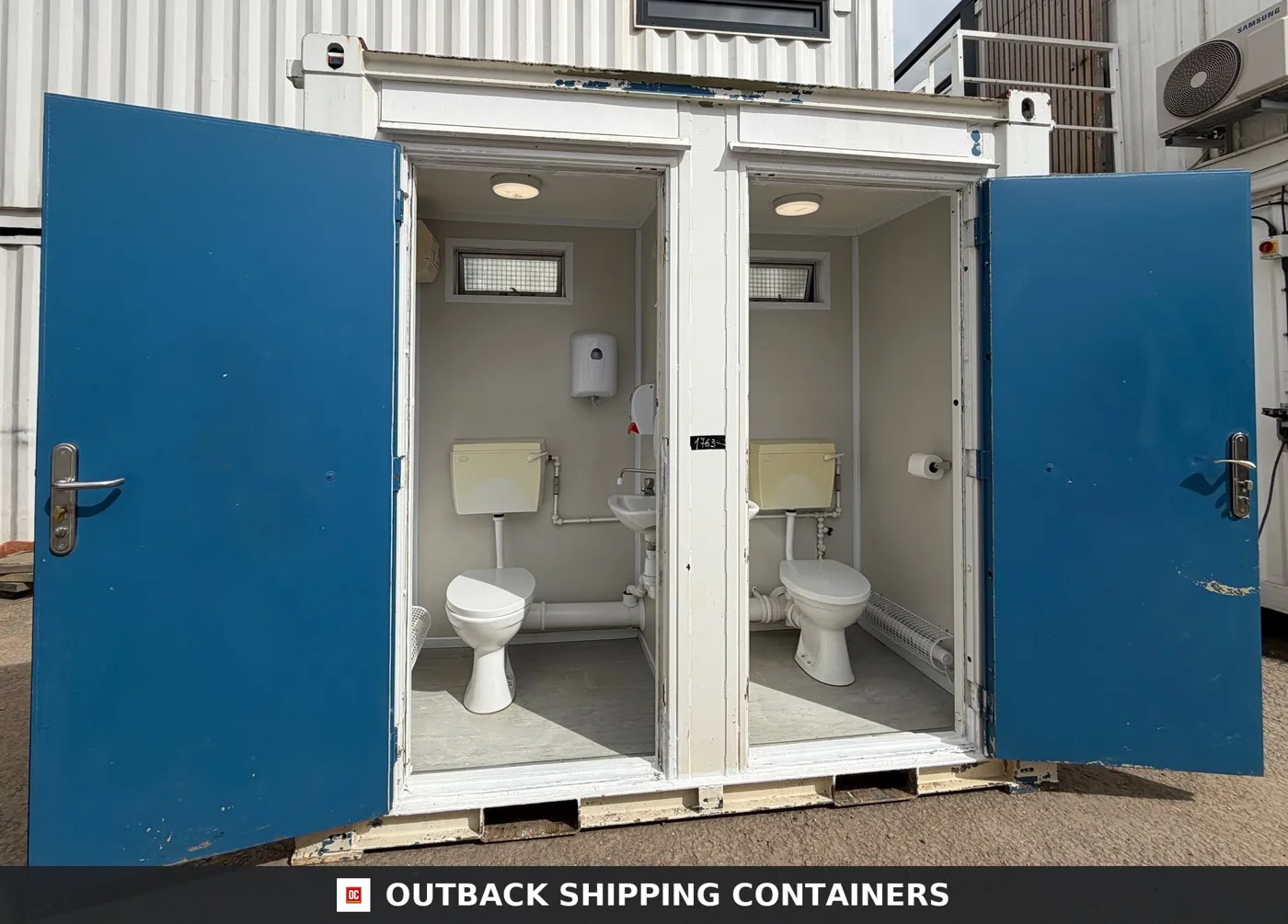 Double Toilet Block — Male & Female WC — 8x5 Ft — Unrefurbished Portable Toilet Block — 1+1 Toilet Block — Blue/White