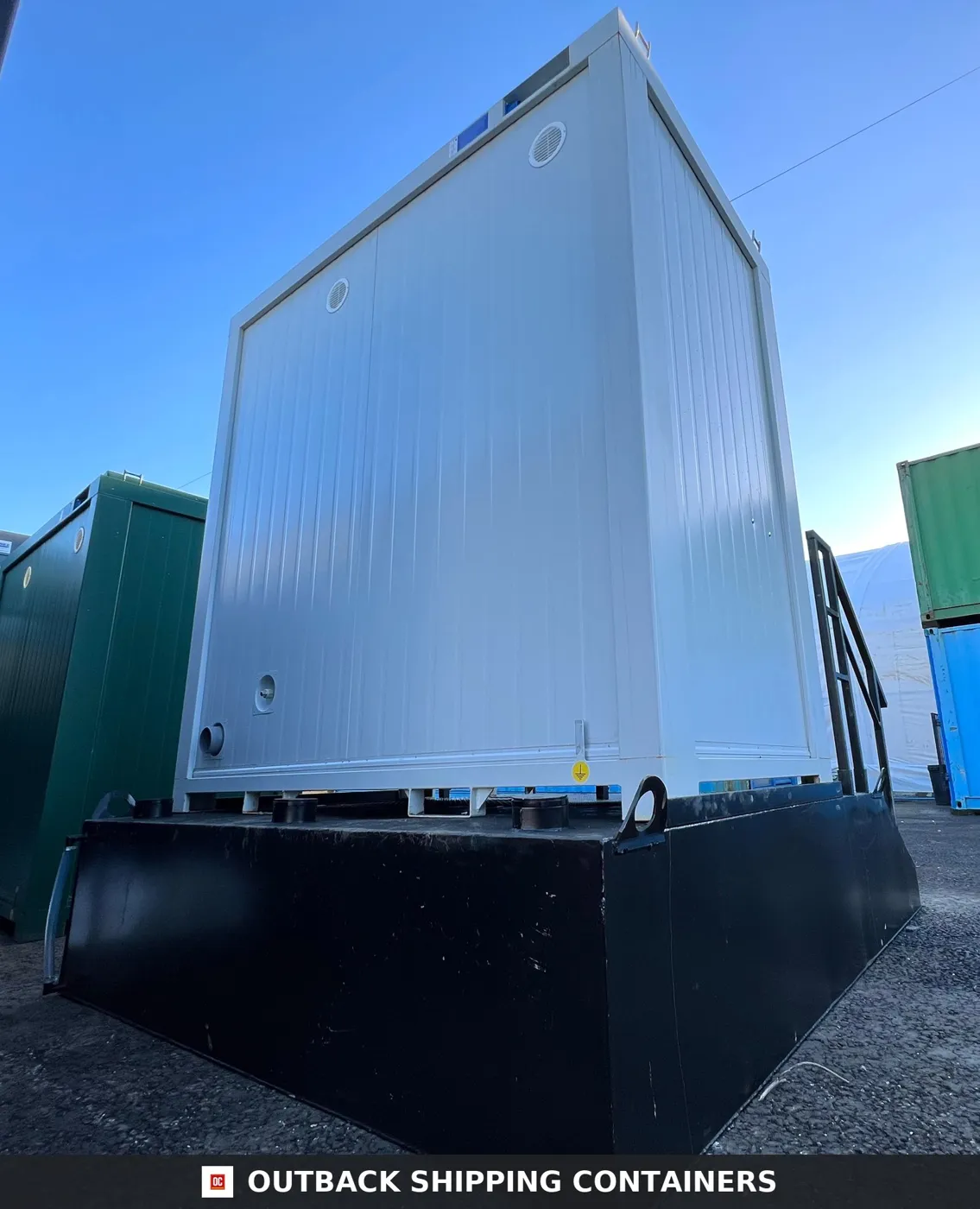 8x5 ft Toilet Block & New Stepped Effluent Waste Tank — Brand New Bundle — No B2