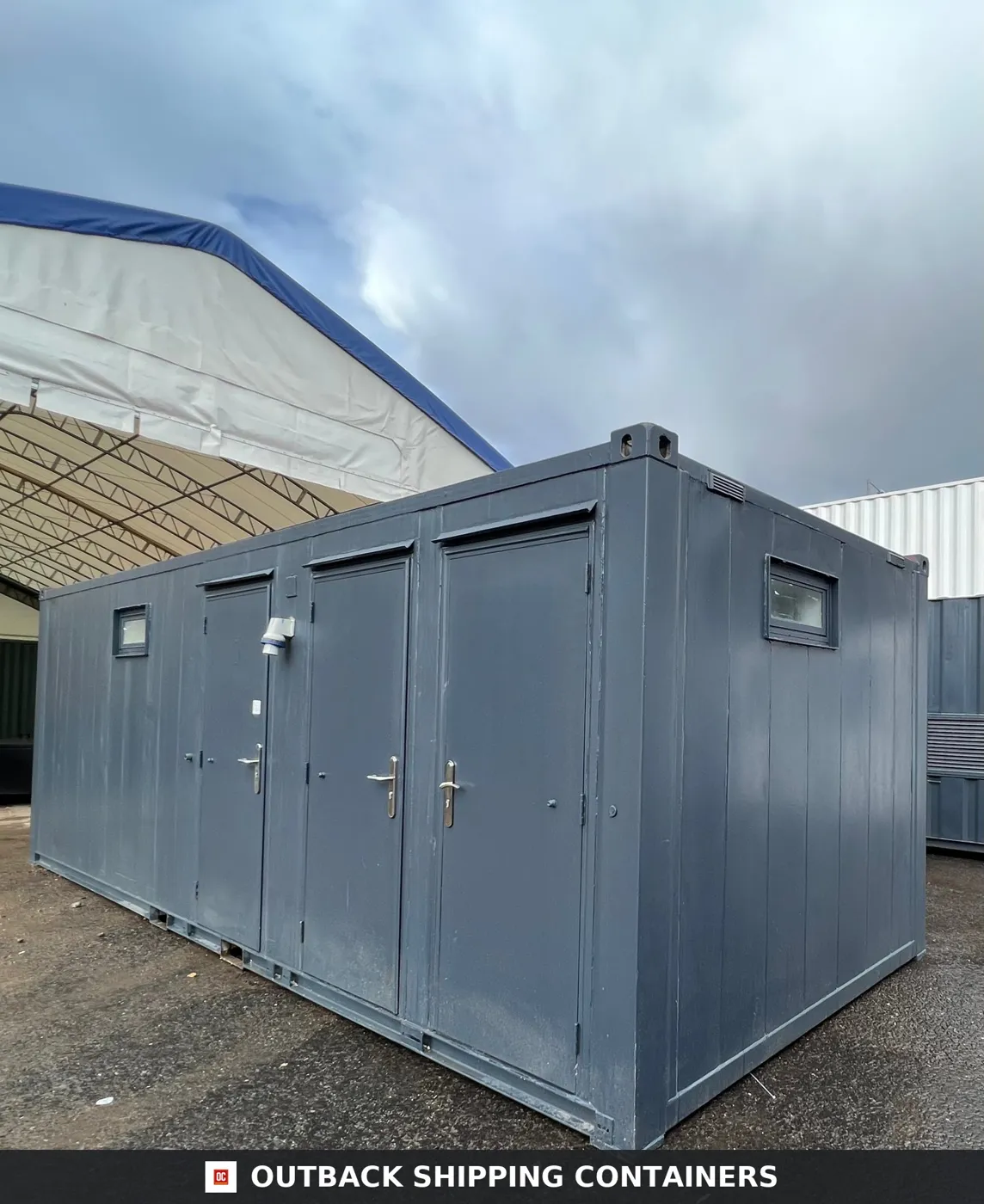 Toilet Block + Shower — 24 x 9 ft — 4 + 1 Toilet with Separate Shower Room — No 882