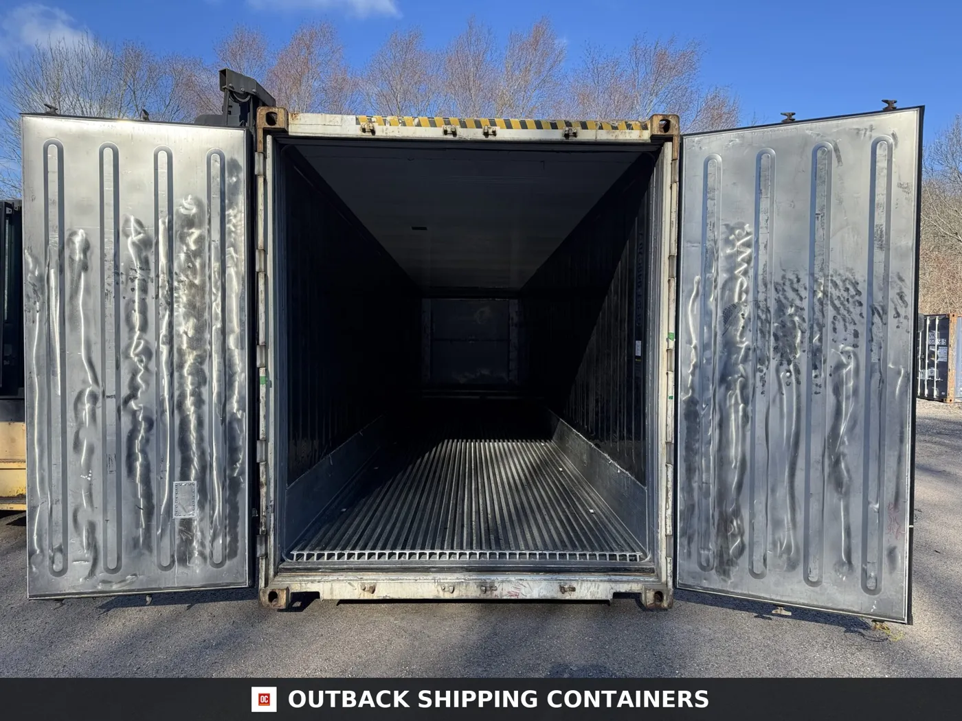 40ft As-Is High Cube Shipping Container – Wind & Watertight – White – Unit GESU948070-7