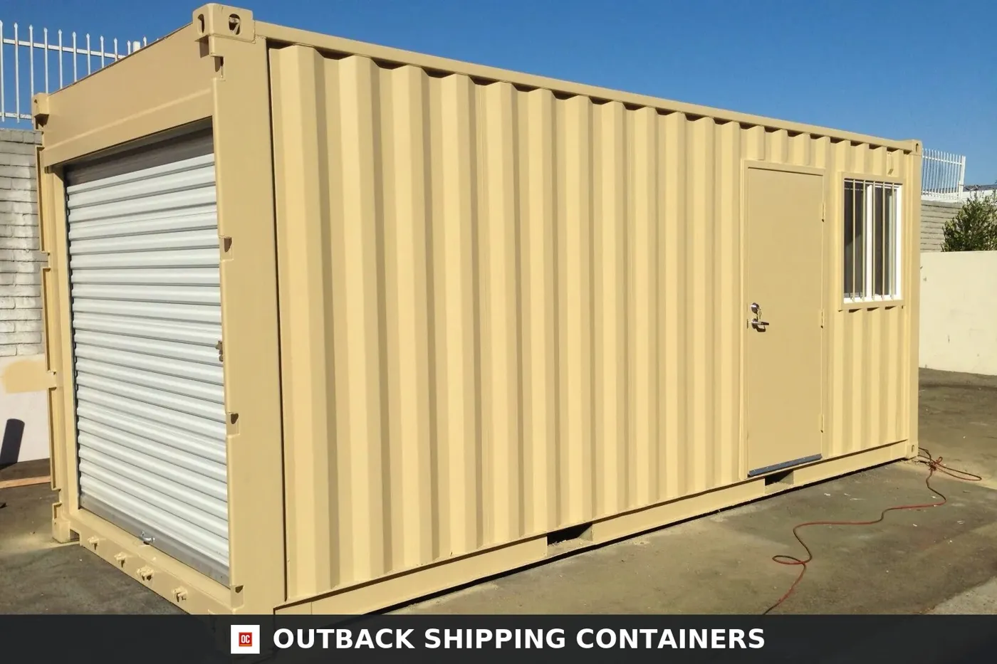 16Ft Storage Container With Roll-Up Door – Wind & Watertight